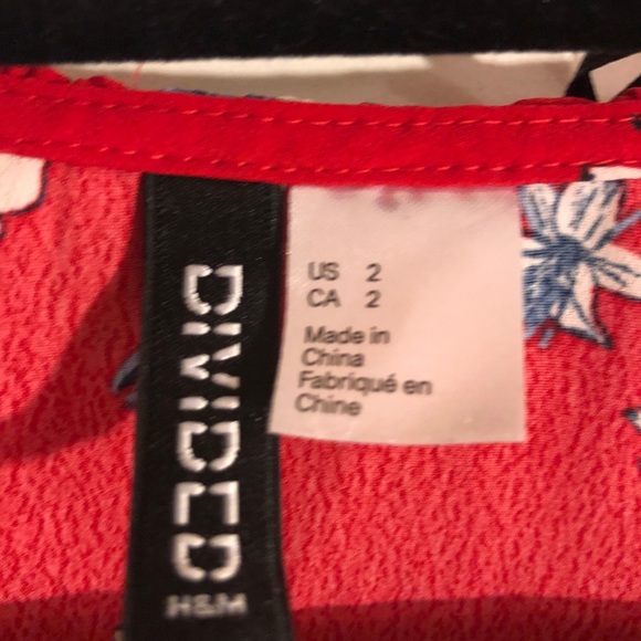 Red blouse - Picture 2 of 2